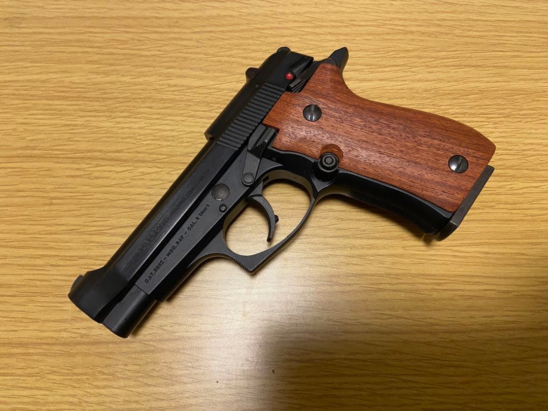 ウエスタンアームズ　ベレッタ　M84FS