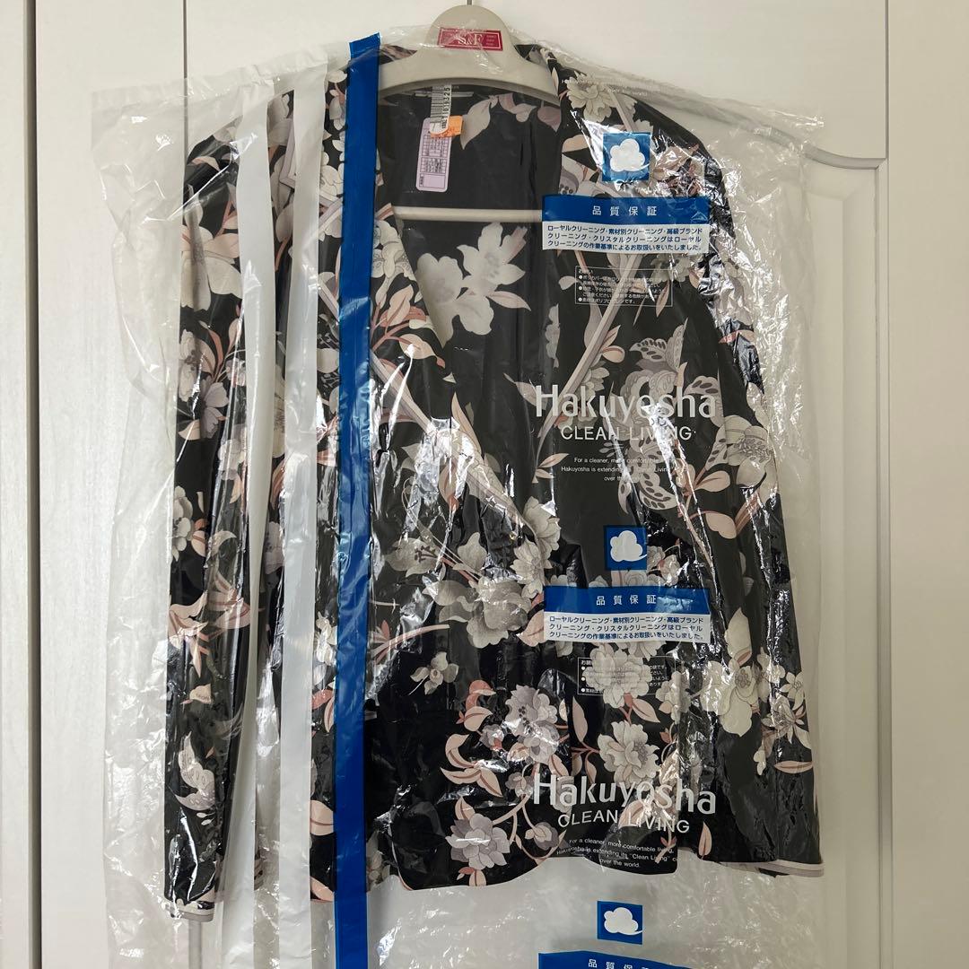 LEONARD サイズ　40 ブラックフラワープリント テーラードジャケット