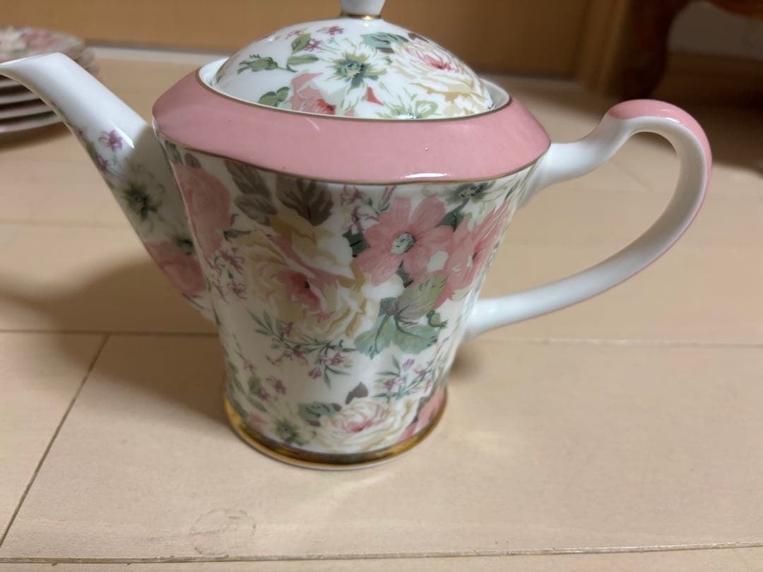 日本製MARUI花柄食器セット ティーポット付き