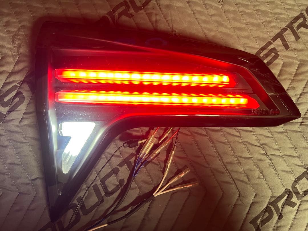 ヴェゼル　社外テールランプ　RU1.2 RU3.4