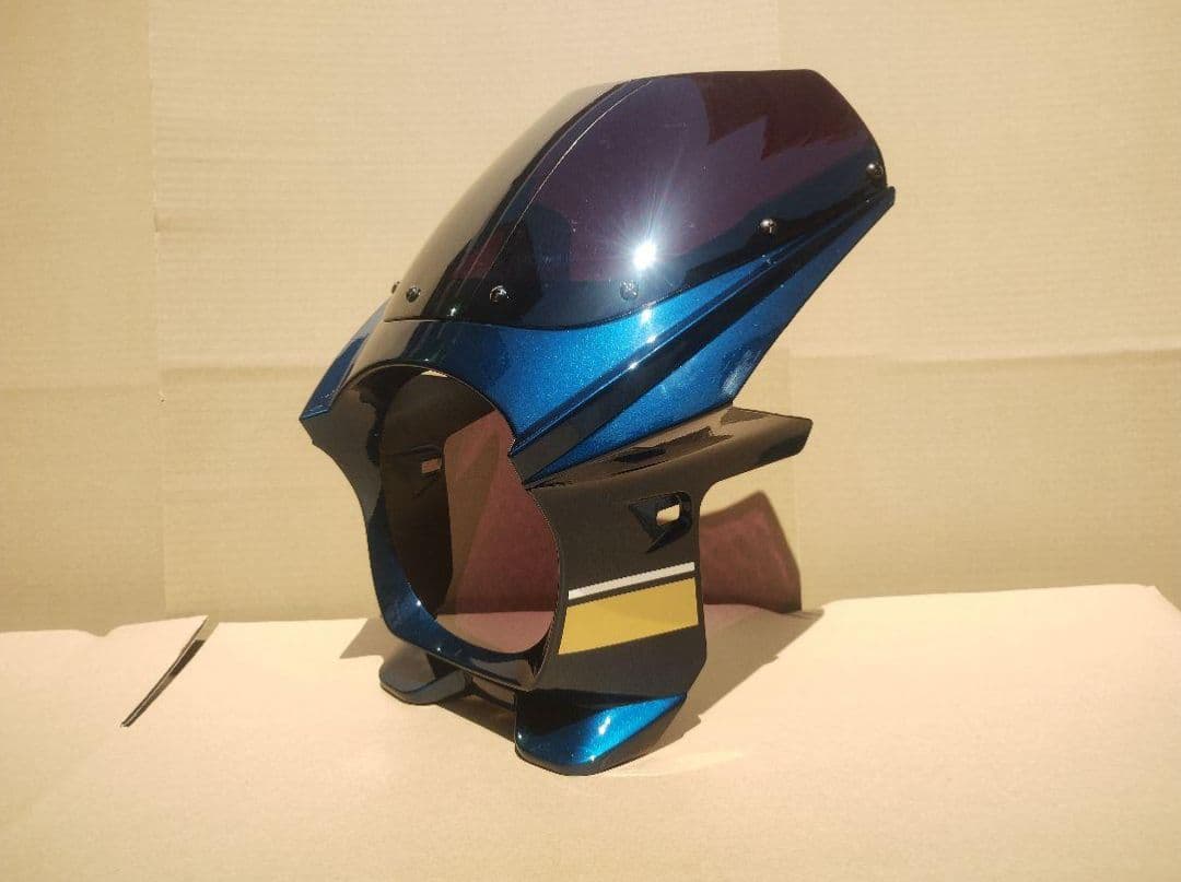 新品！Kawasaki/Z900RS/ビキニカウル/青玉虫/オリジナルペイント