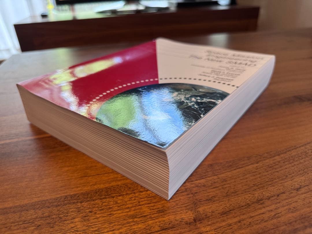 洋書 Space Mission Engineering: The New SMAD