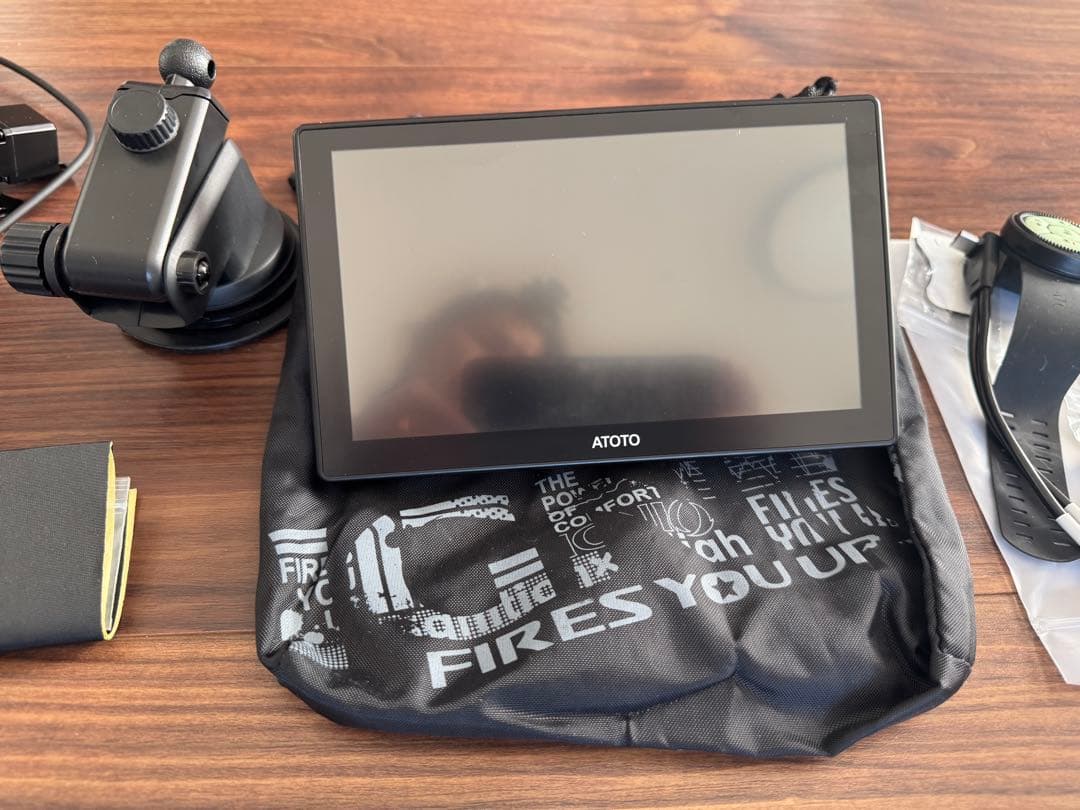 カーナビ ATOTO P8 On-Dash Navigator