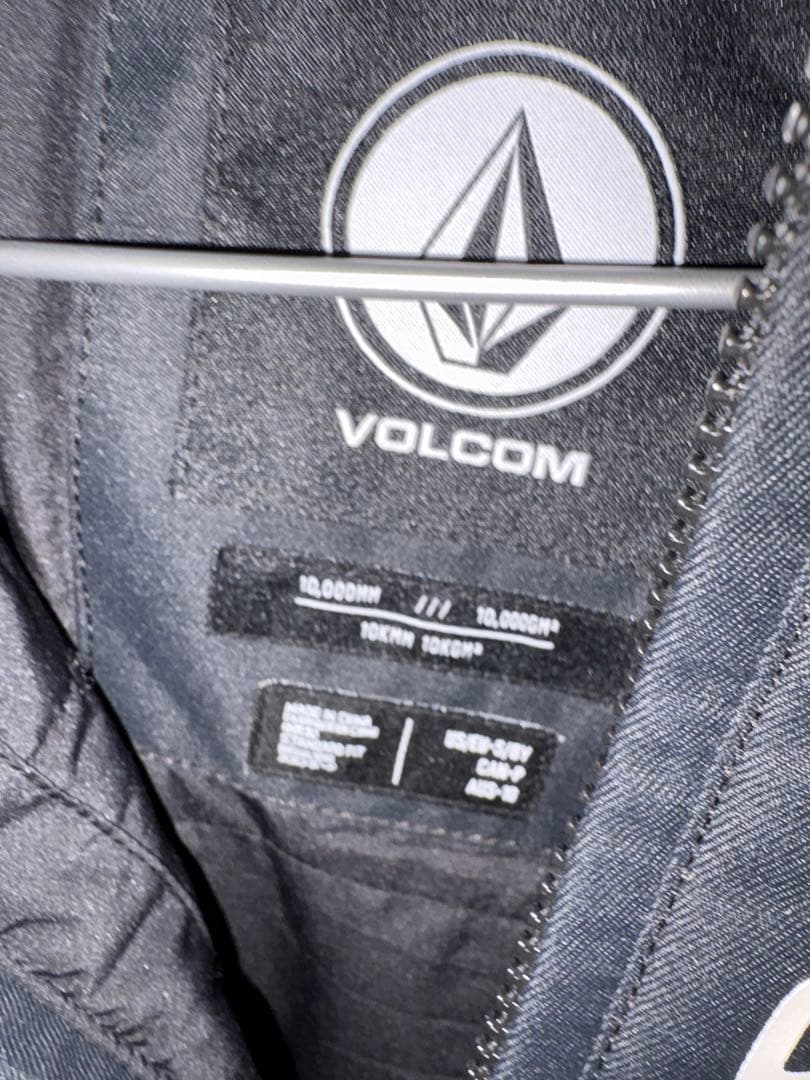 VOLCOM 子ども用スノーボードウェア Sサイズ