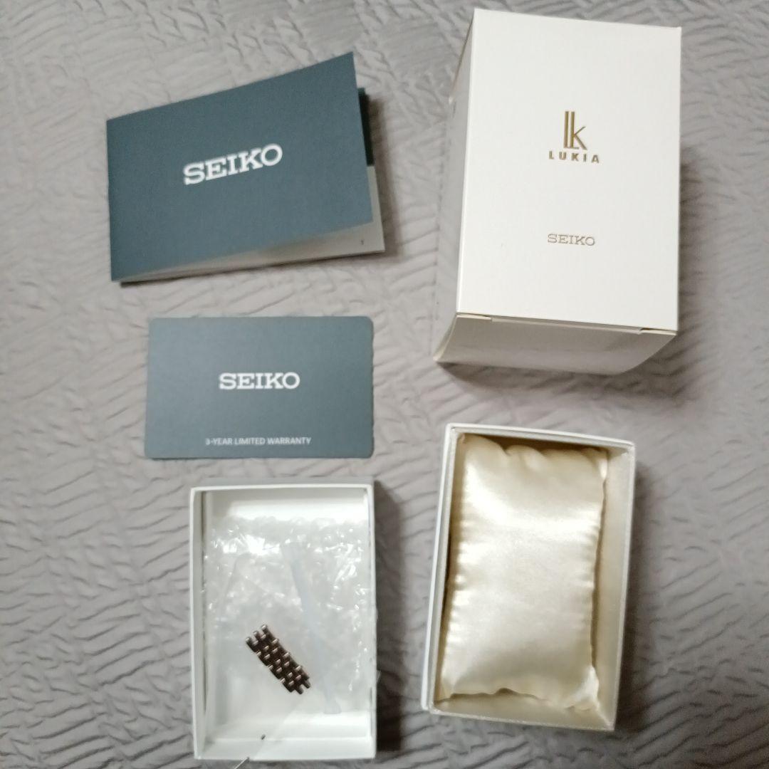 LUKIA 腕時計　sswa008 ルキア30周年記念シリーズ　SEIKO
