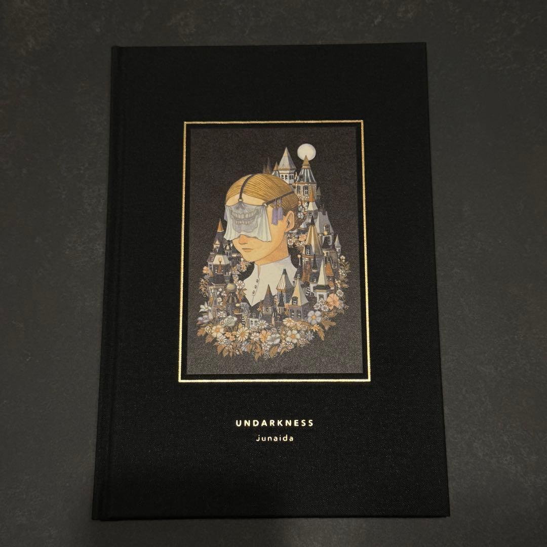 junaida 画集『UNDARKNESS』