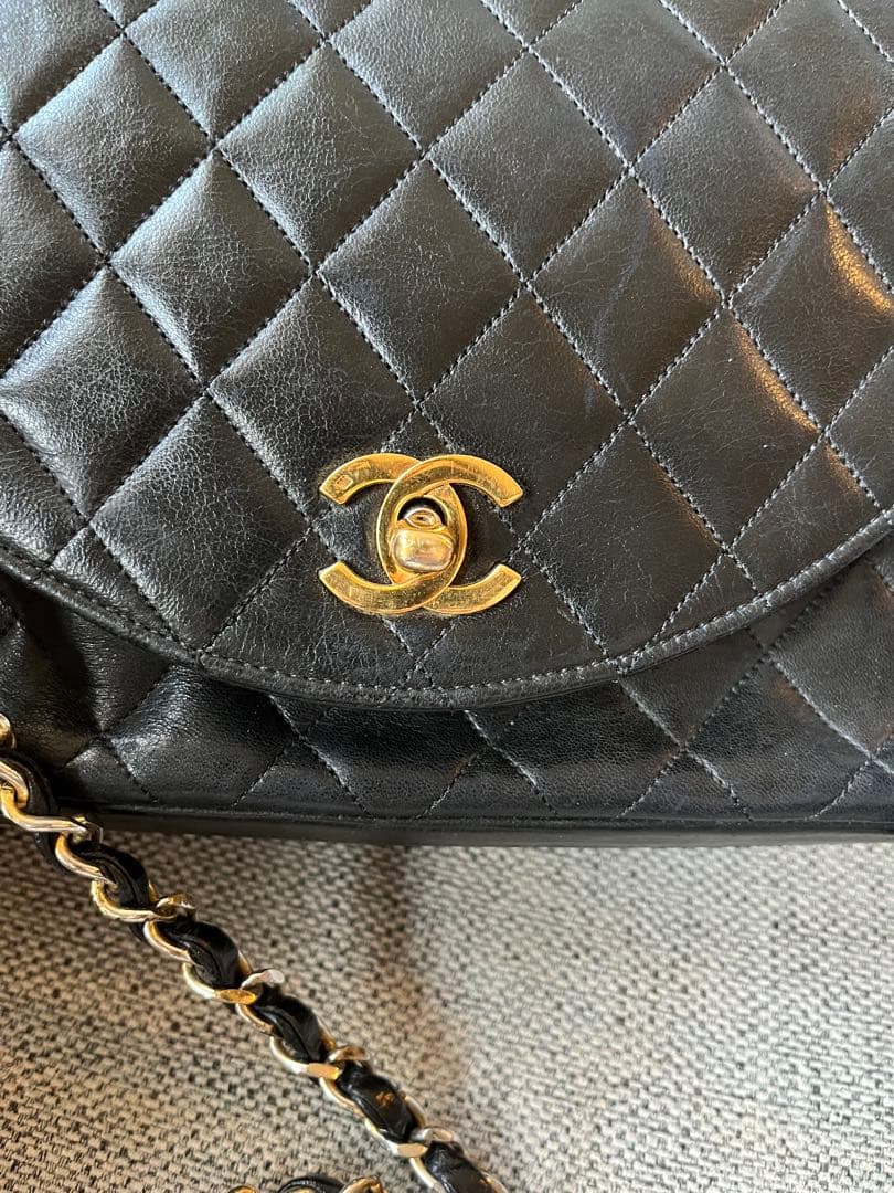 CHANEL ヴィンテージ　チェーン　ショルダーバッグ　マトラッセ　ラムスキン