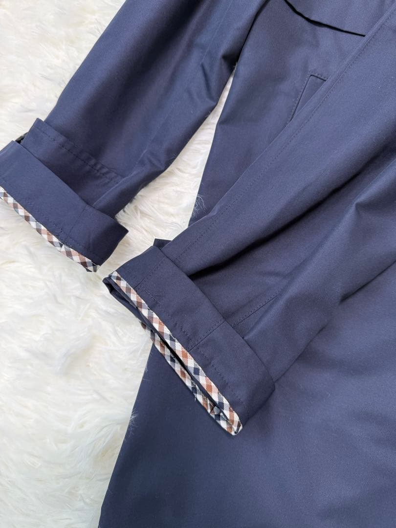 美品　アクアスキュータム　ステンカラーコート　ネイビー　チェック