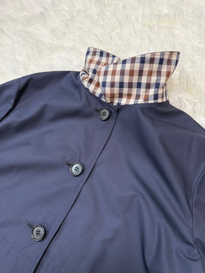 美品　アクアスキュータム　ステンカラーコート　ネイビー　チェック