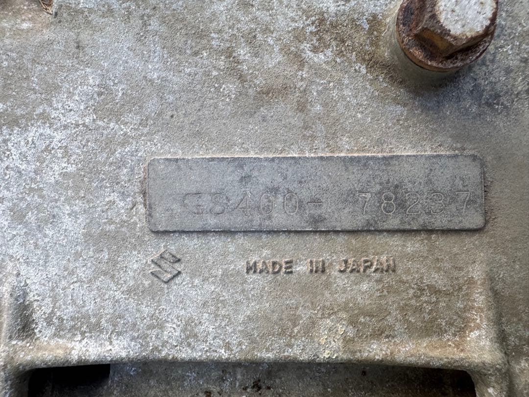 ぴ*様 SUZUKI GS400 腰下エンジン　部品取り