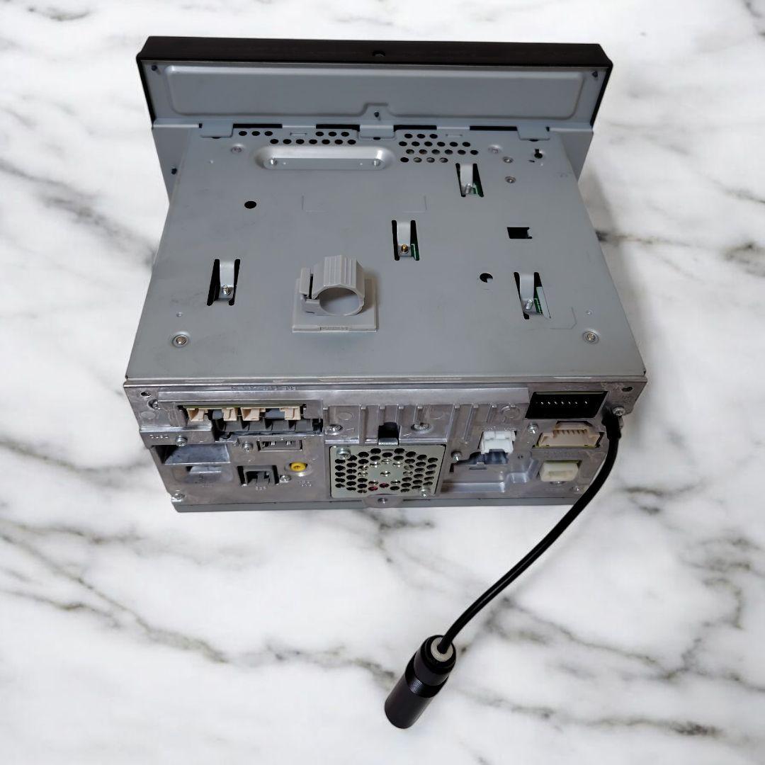 EX009V ALPINE プリウス　アルパインBIG X 2013