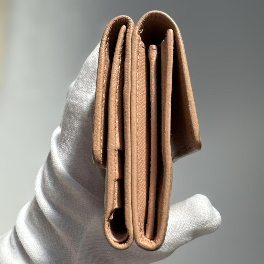 CHANEL　シャネル　W1　ココマーク　三つ折り　財布　キャビアスキン　ピンク