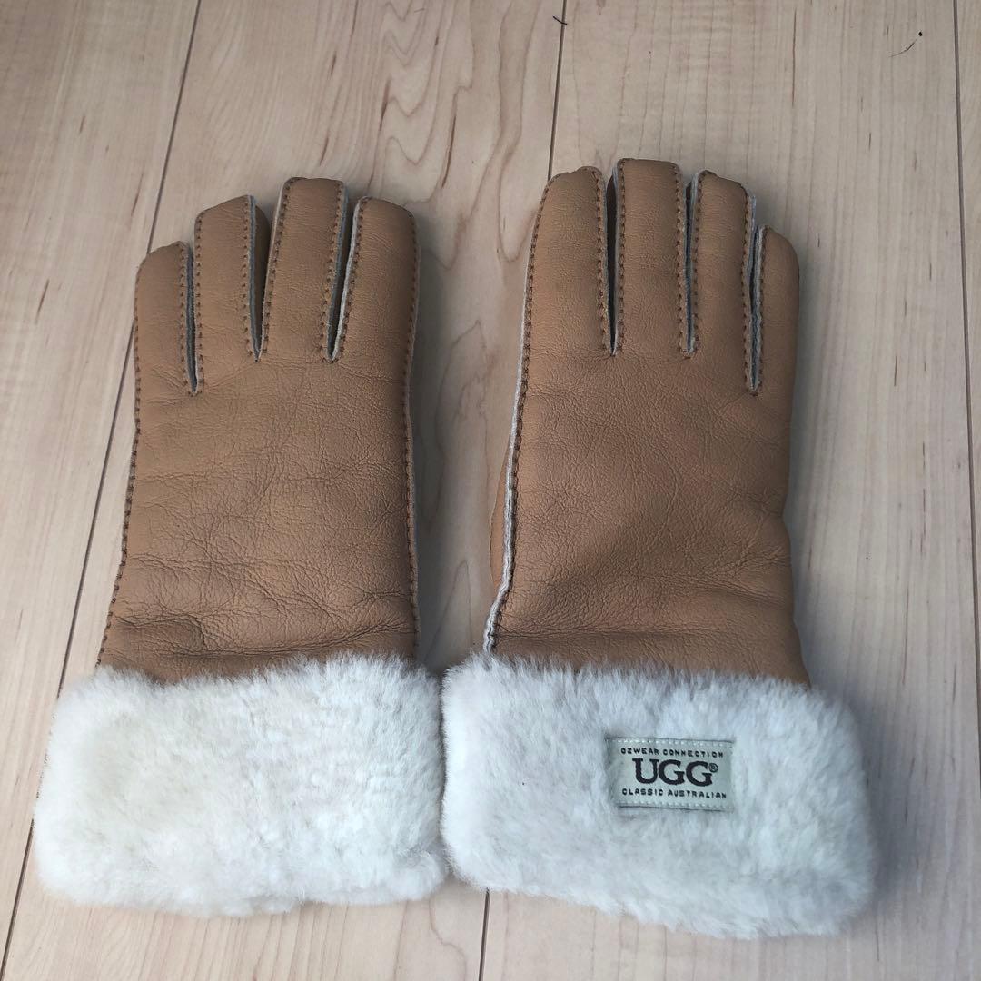 アグ　手袋　レディース