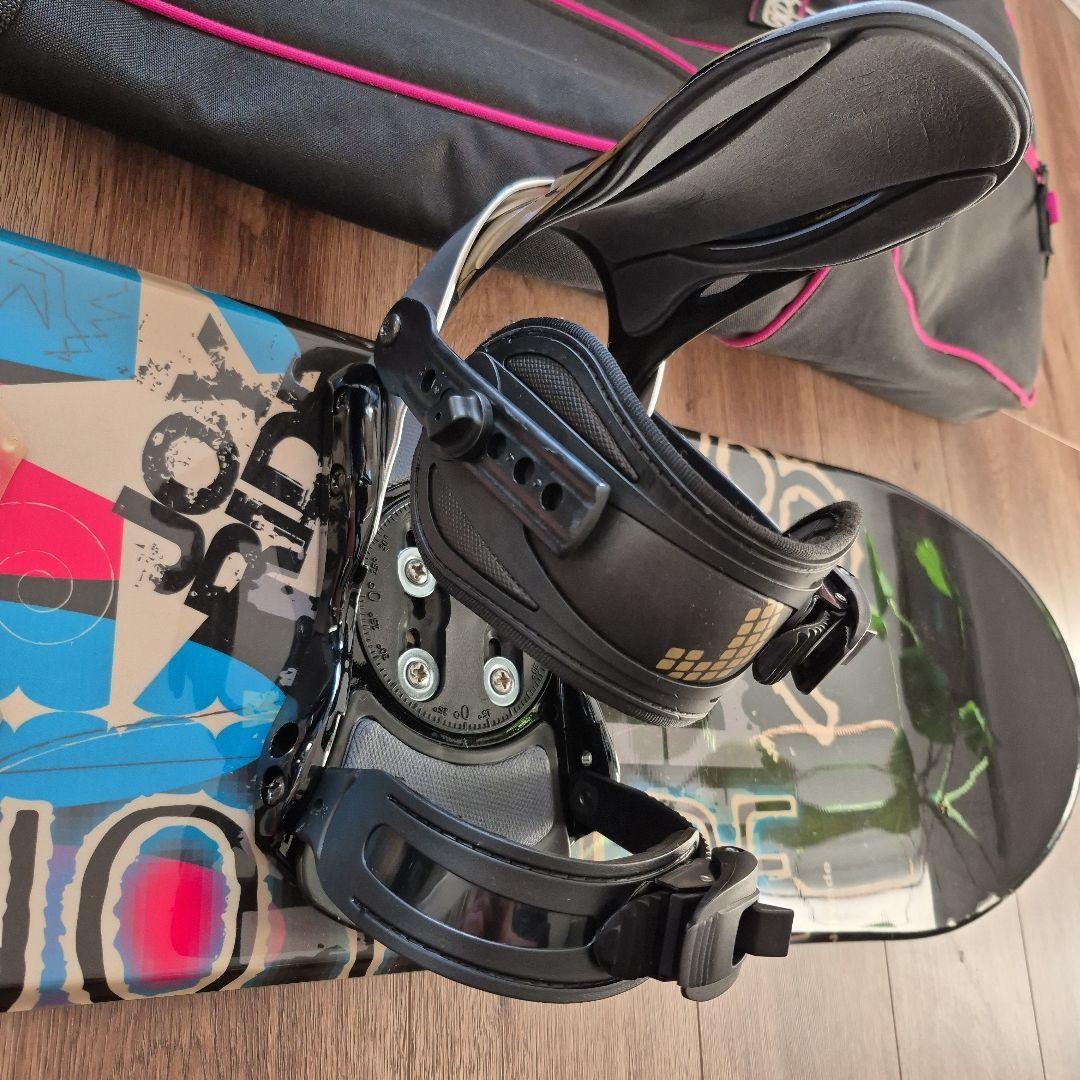 スノーボード　4点セット　レディース　板　ビンディング　ブーツ　ケース　スノボ