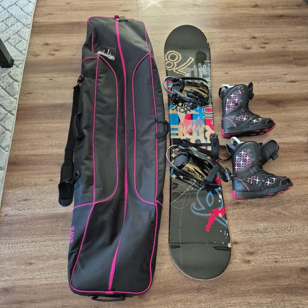 スノーボード　4点セット　レディース　板　ビンディング　ブーツ　ケース　スノボ