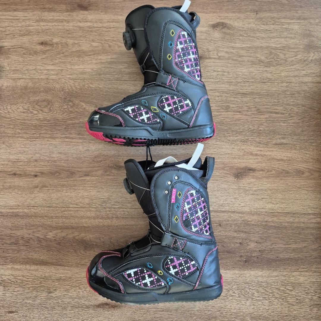 スノーボード　4点セット　レディース　板　ビンディング　ブーツ　ケース　スノボ