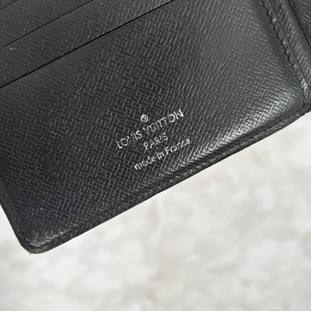 ルイヴィトン ダミエグラフィット ポルト フォイユ ミュルティプル 二つ折り財布