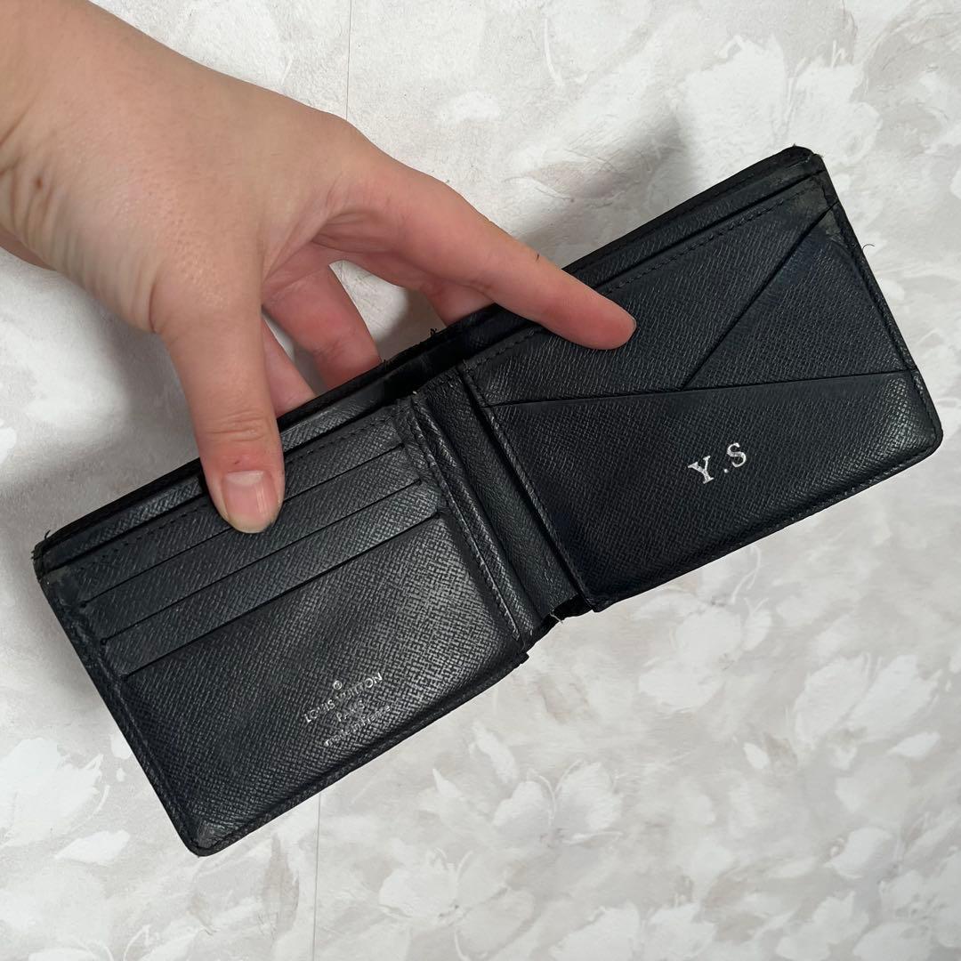 ルイヴィトン ダミエグラフィット ポルト フォイユ ミュルティプル 二つ折り財布