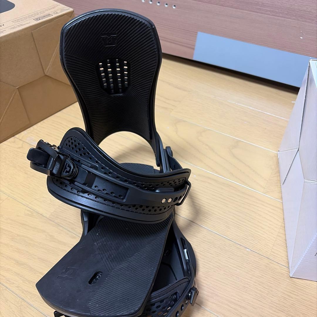 ユニオン　フォース　スノーボードビンディング ブラック sサイズ　24-25