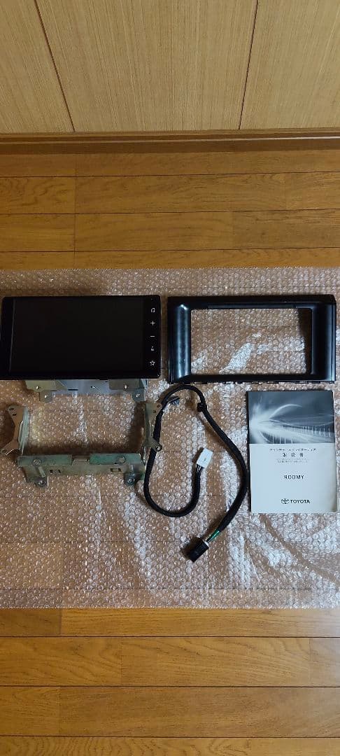 ルーミーより外し　純正ディスプレイオーディオ　中古美品