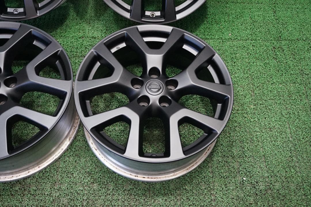 エクストレイル純正　カスタムエディション　T31 T32　スタッドレス