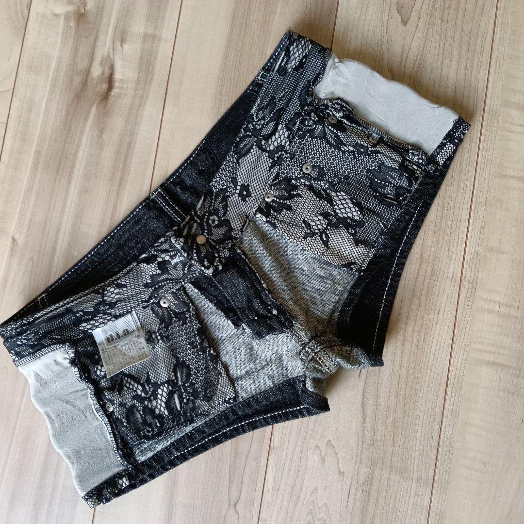 d.i.a. ダイヤ デニム ローライズ ショートパンツ ブラック 26サイズ