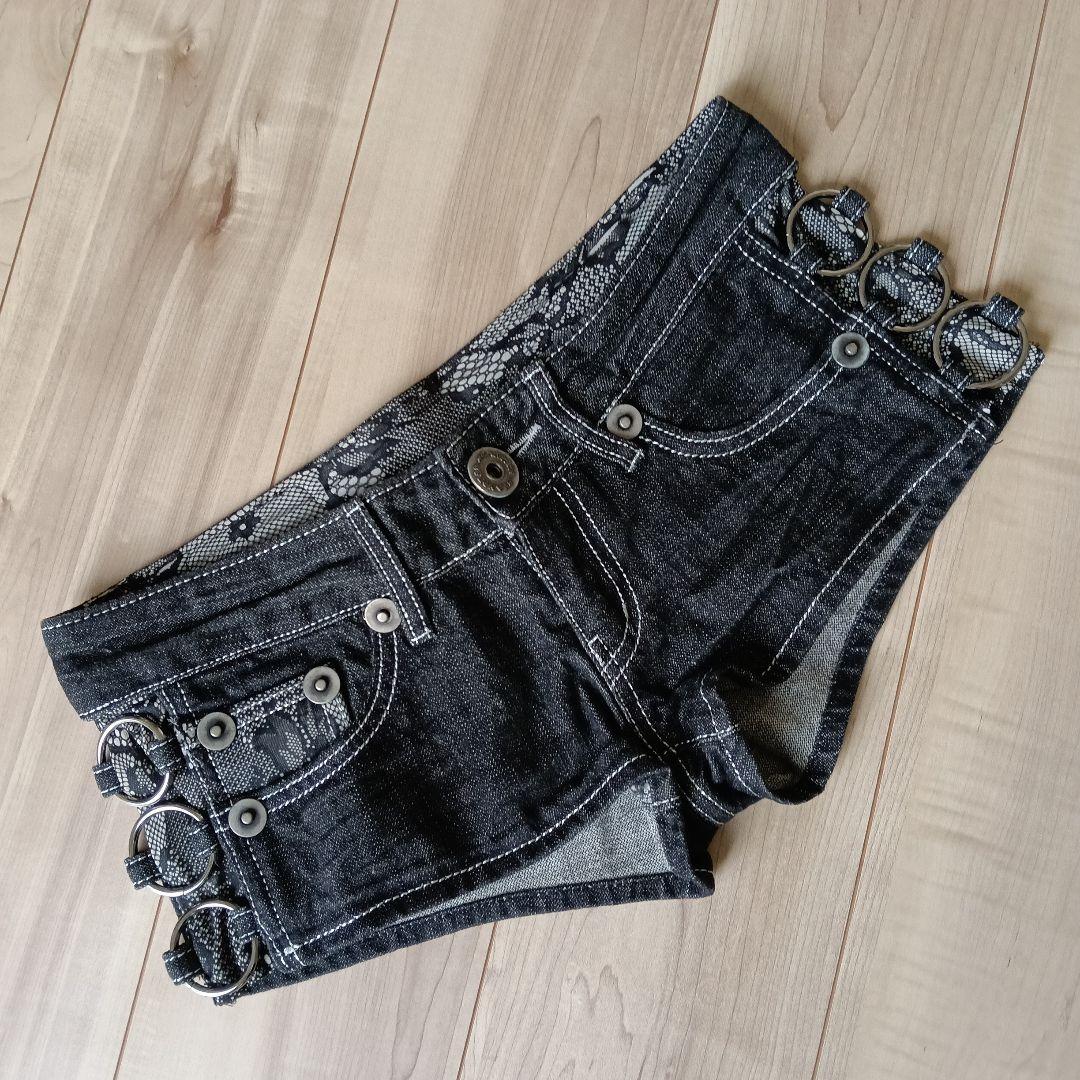 d.i.a. ダイヤ デニム ローライズ ショートパンツ ブラック 26サイズ