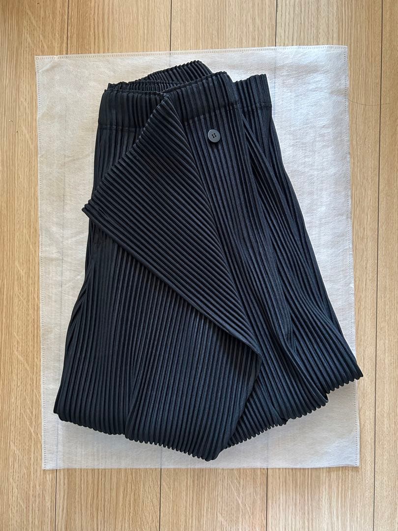 さ*か様 HOMME PLISSÉ PLEATS BOTTOMS 1 ブラック
