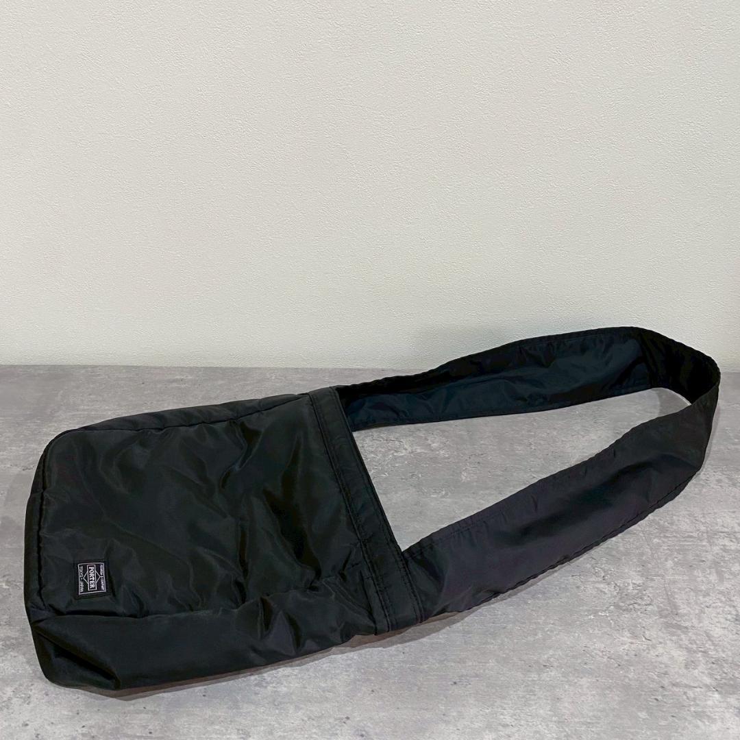 『ポーター×コムデギャルソン』 ナイロンショルダーバッグ