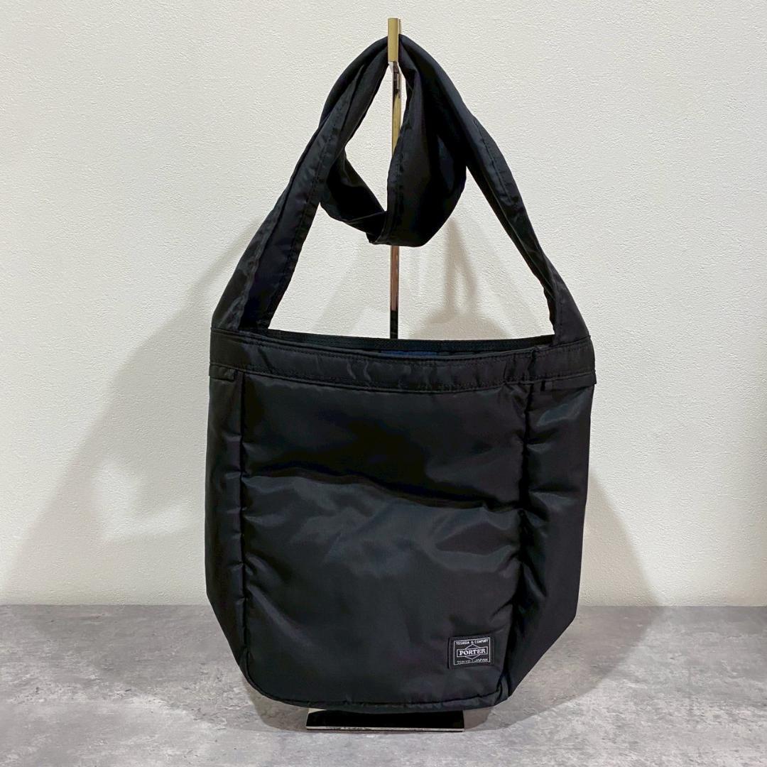 『ポーター×コムデギャルソン』 ナイロンショルダーバッグ