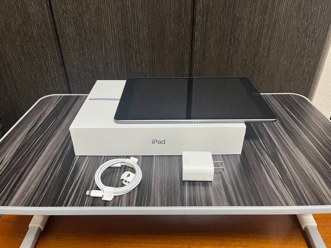 【美品】iPad 第8世代 128GB Wi-Fiモデル