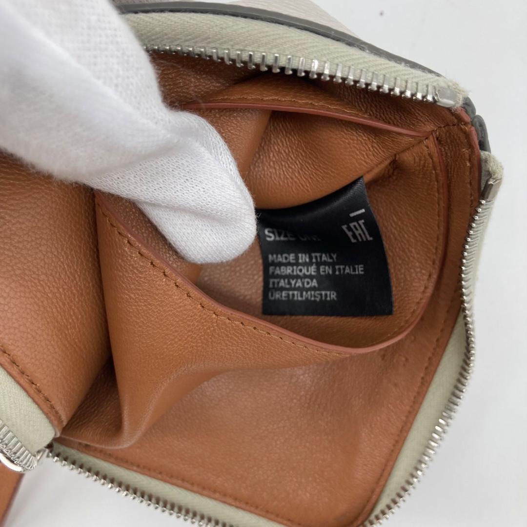 美品✨現行 マルニ ミニウォレット ケース カードケース 刺繍ロゴ