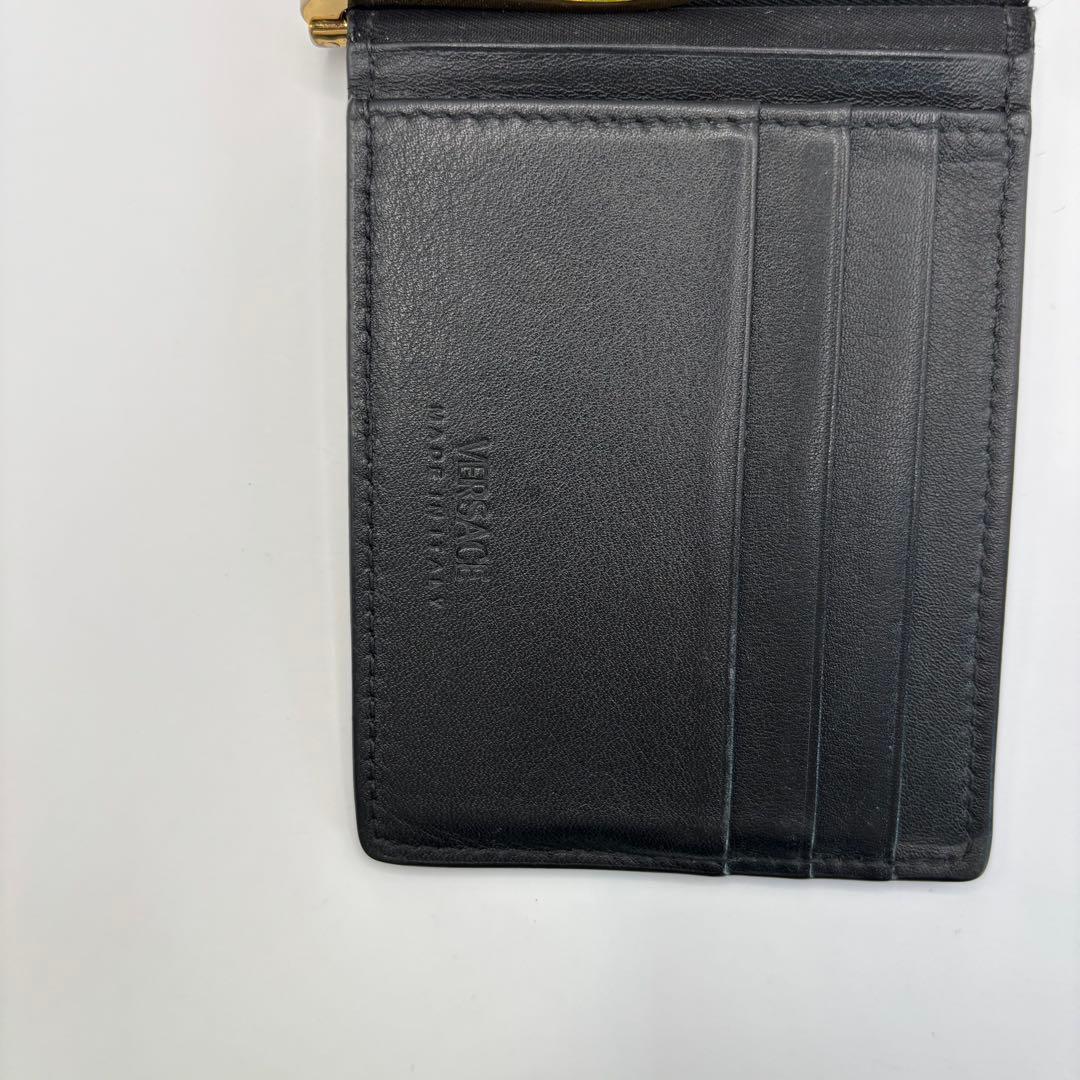 versace 二つ折り財布　マネークリップ　ブラック　メデューサ　ロゴ