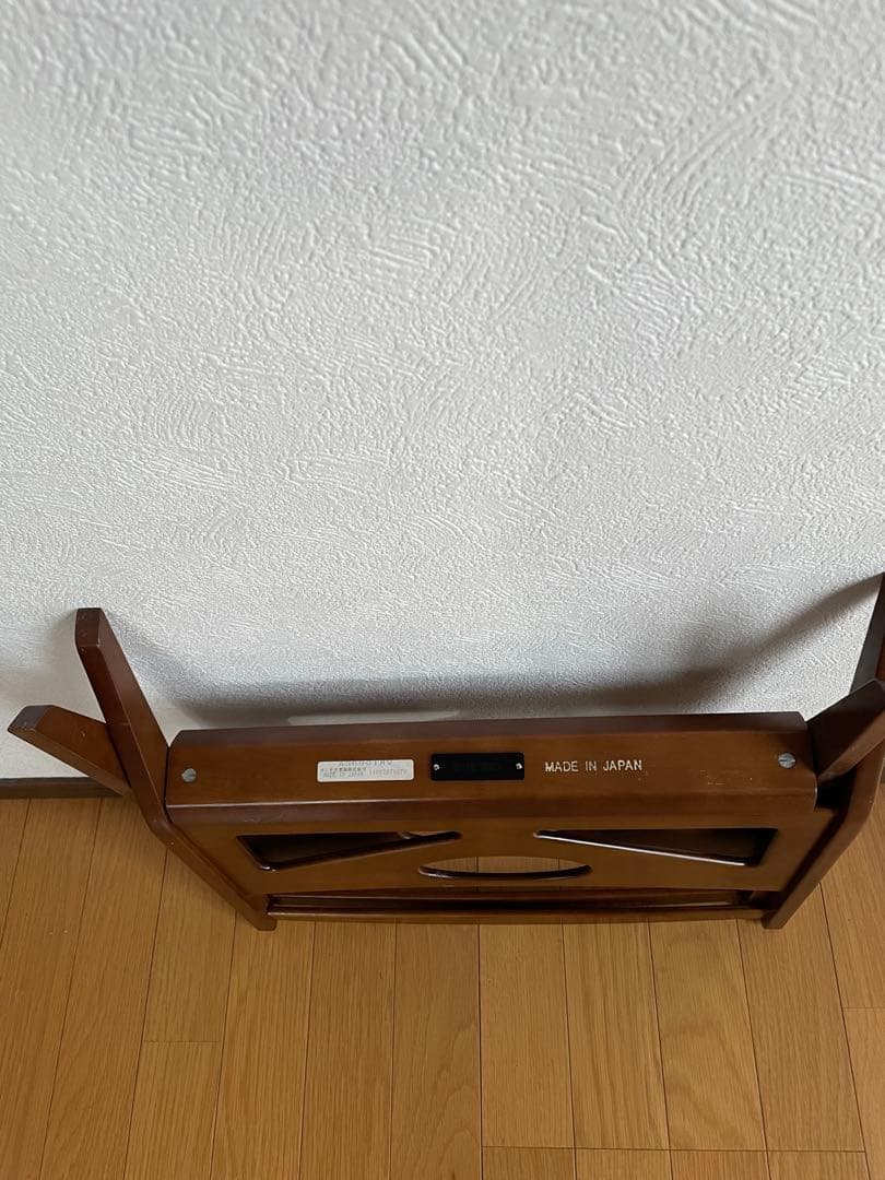 カリモク60 マガジンラック