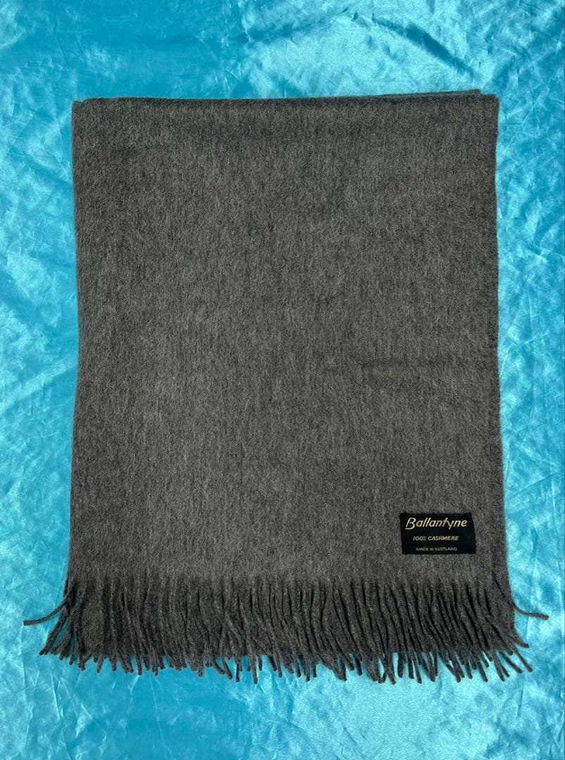 オ*ブ様 BALLANTYNEバランタイン100%カシミヤ大判フリンジストールマ