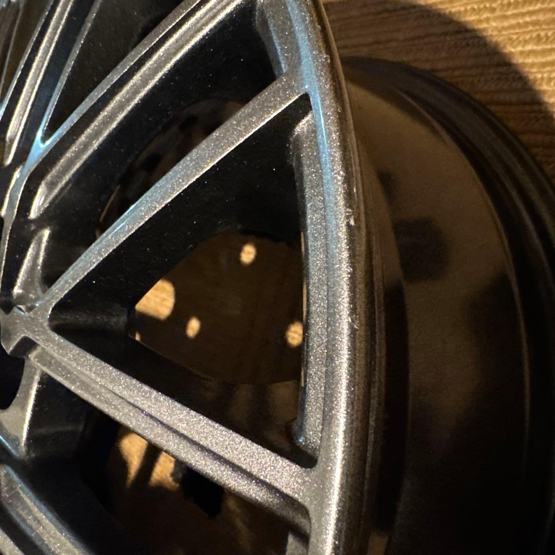 ノート使用。15インチ ブラック ホイール 型番39