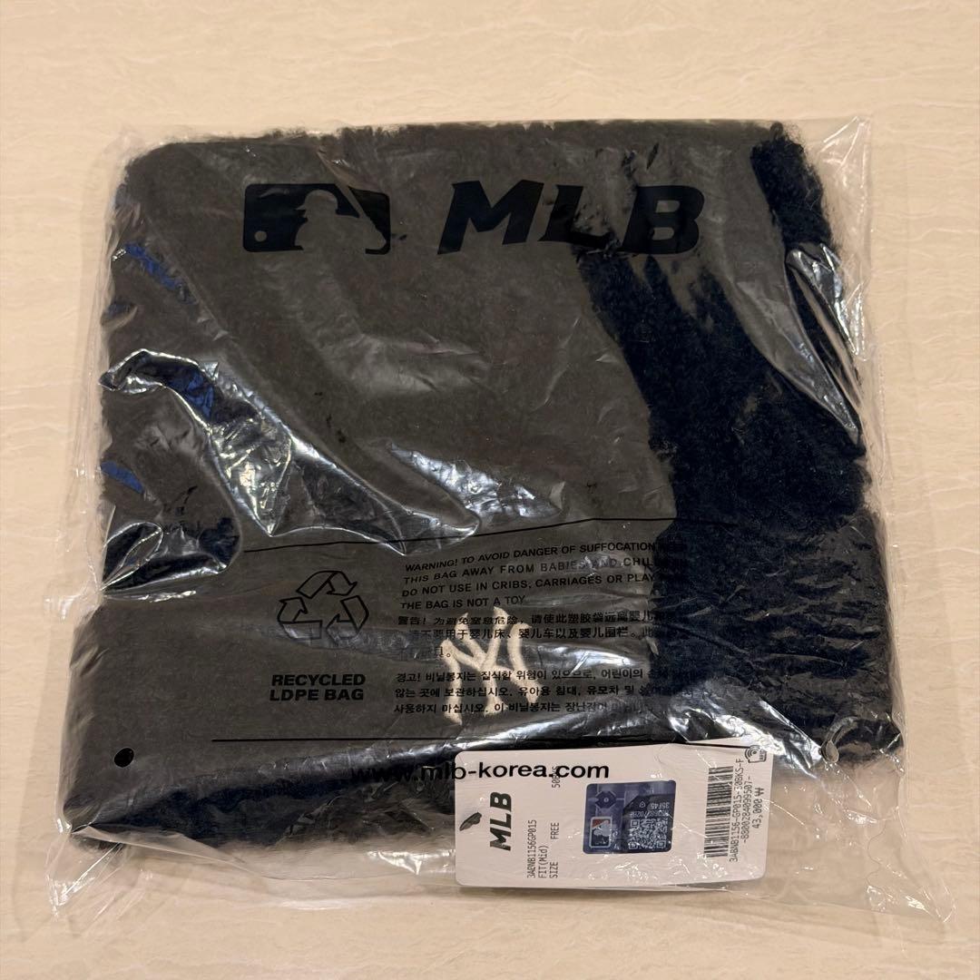 【新品/未使用】MLB 猫耳 ニット帽 紐なしブラック aespa カリナ