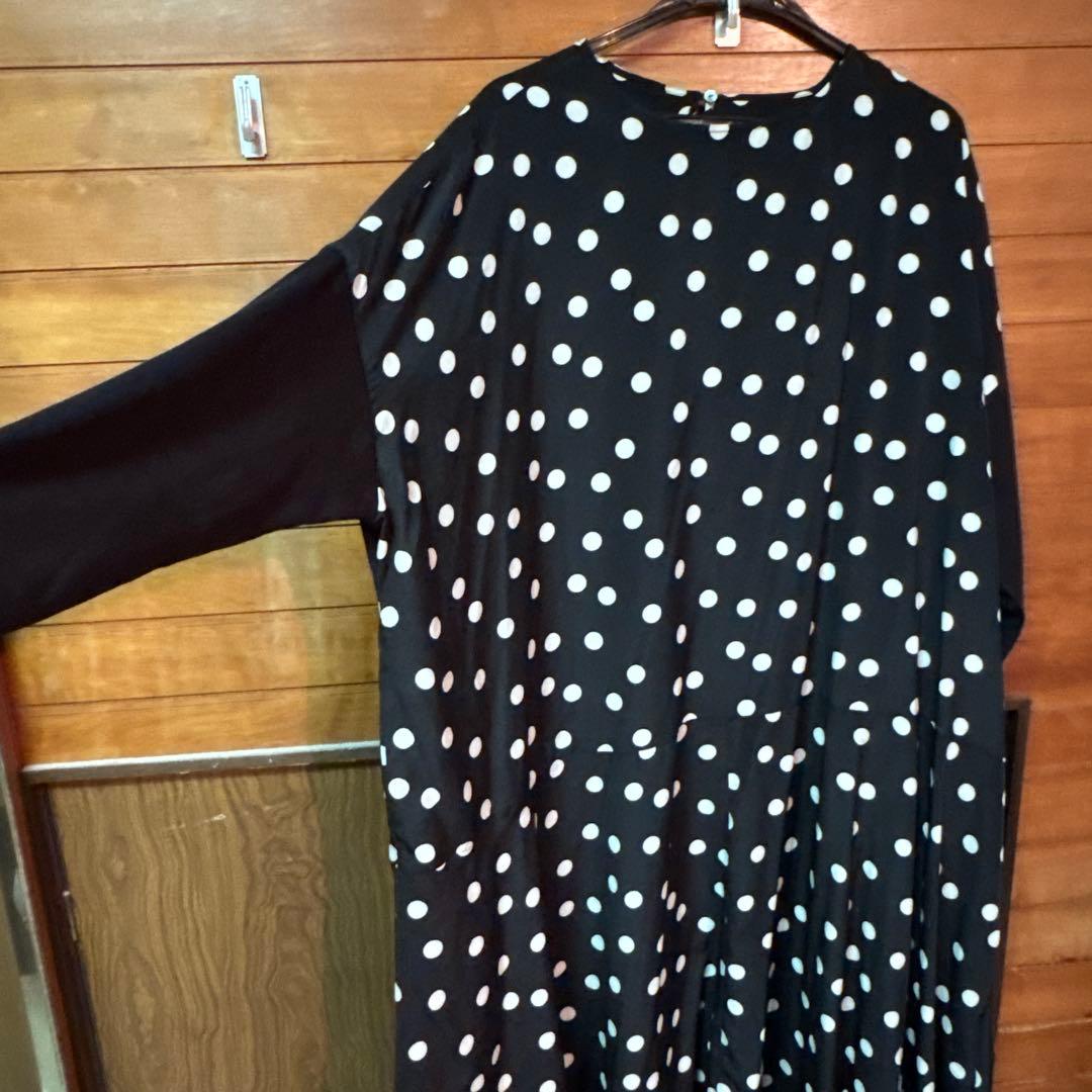 ビアズリードットミディワンピース