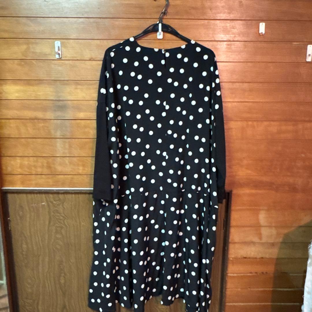 ビアズリードットミディワンピース