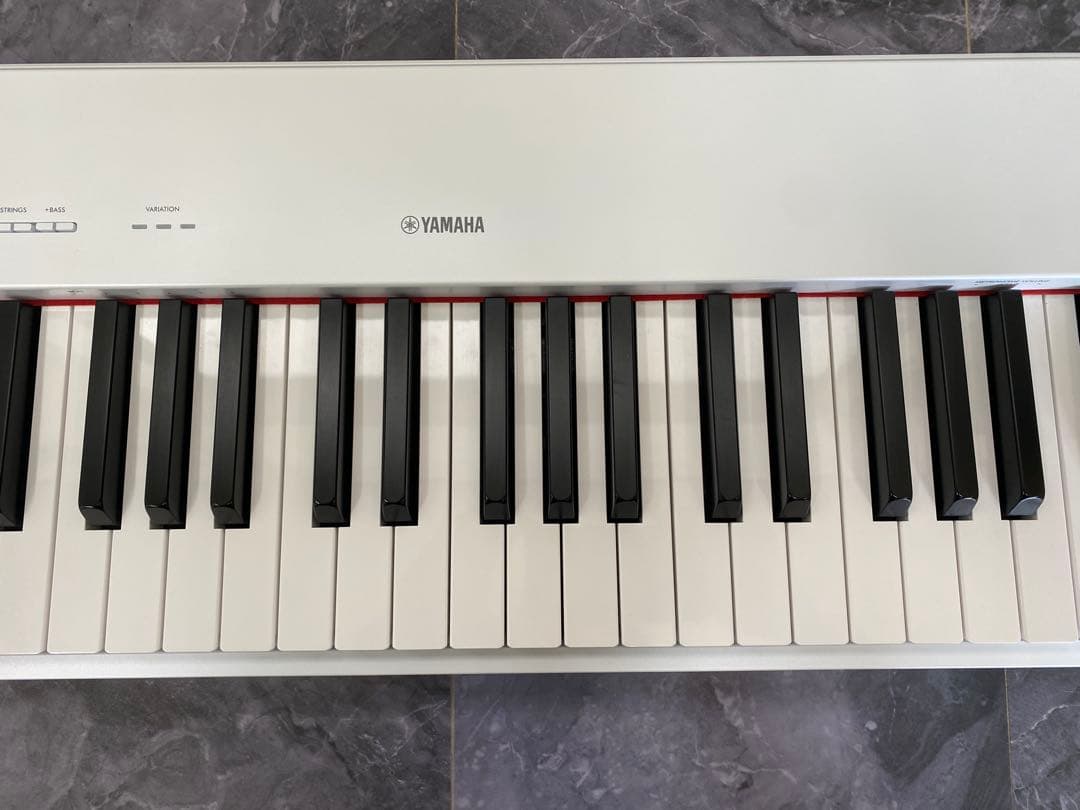 ヤマハ YAMAHA p225電子ピアノ　ホワイト　24年製