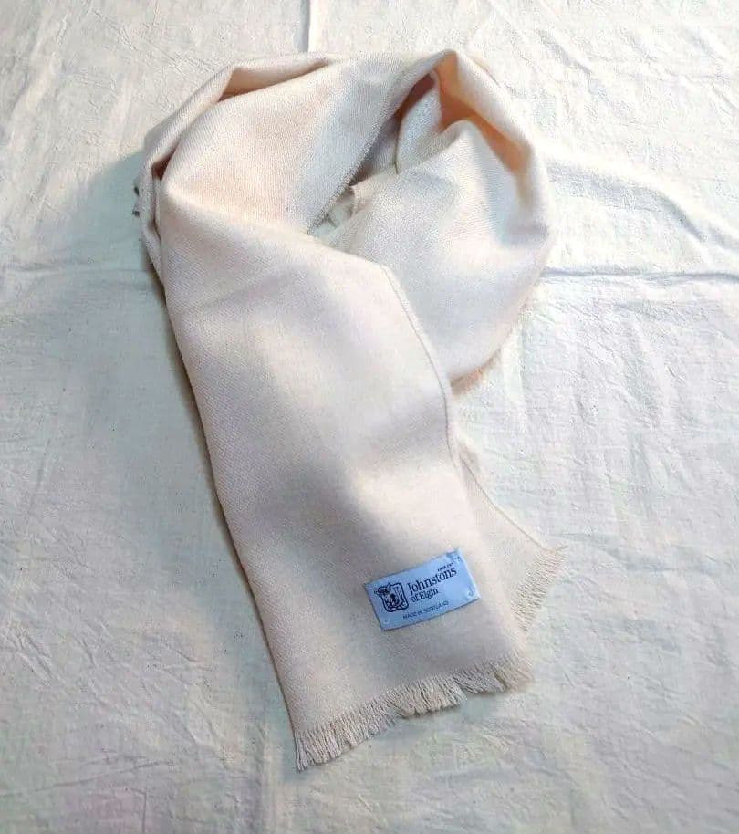 新品 ジョンストンズ マフラー ウール アイボリー