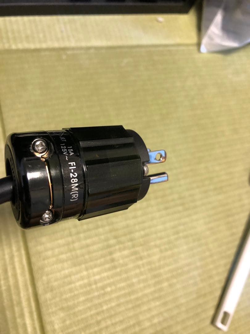 FURMAN PL-8C J　電源プラグ　フルテックFL28M仕様！