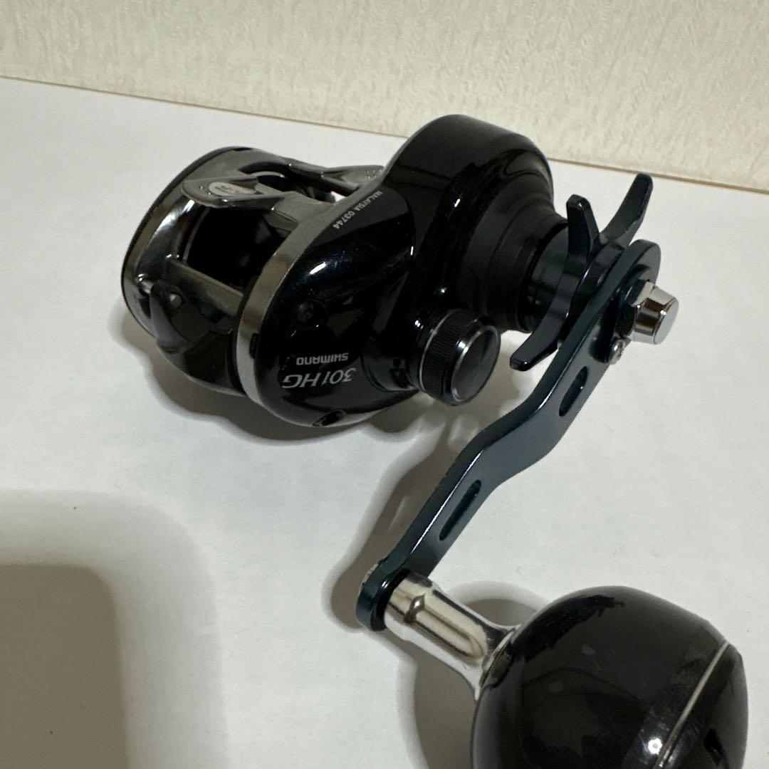 シマノ グラップラー　301HG 釣具　リール　ルアー