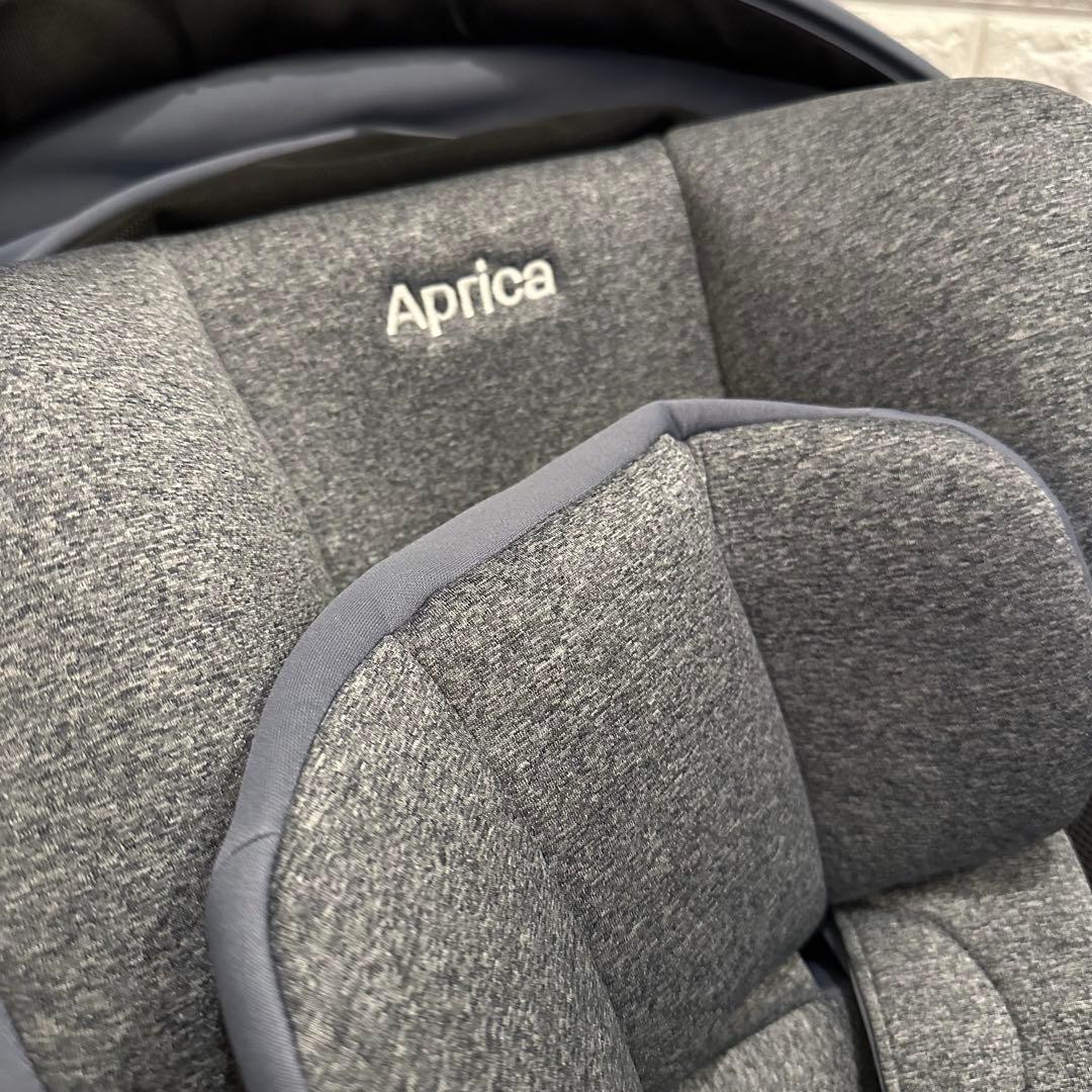 美品 Aprica アップリカ チャイルドシート クルリラプラス ライト
