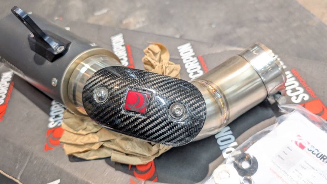 SCORPION スリップオンマフラー