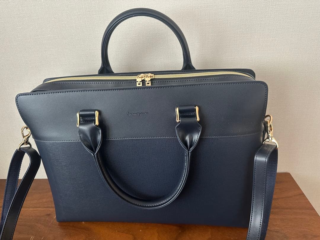 【美品】目々澤鞄 ビジネスバッグ／1度使用・定価15,950円　ネイビー合成皮革