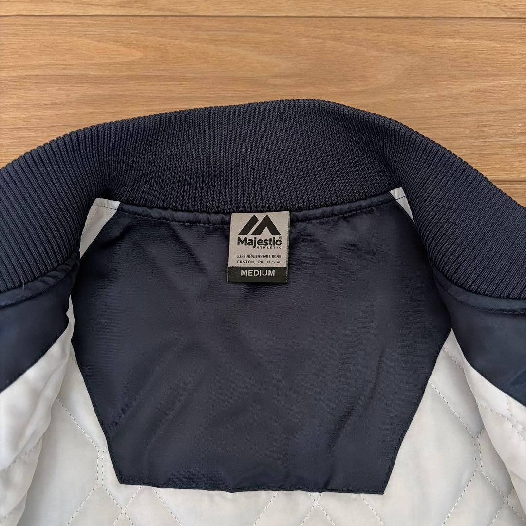 Majestic ニューヨーク・ヤンキース スタジャン　Mサイズ