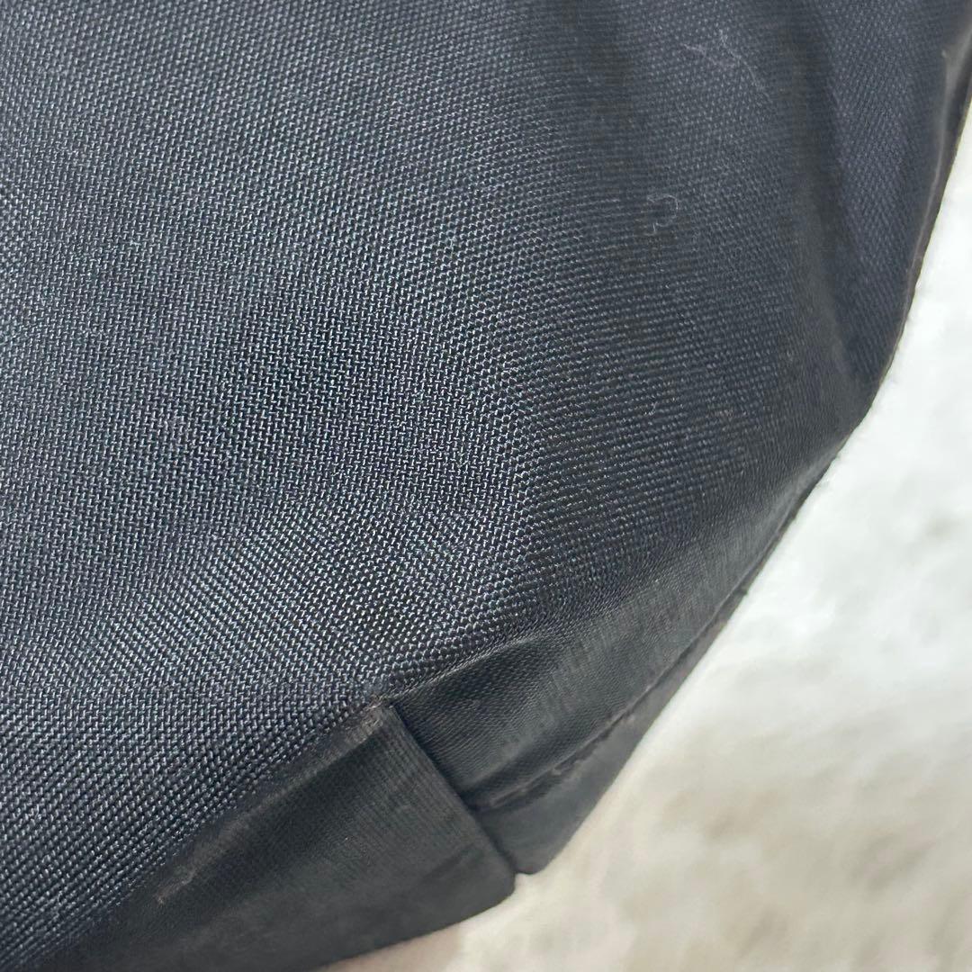 【美品✨舟形/ユニセックス】エルベシャプリエ　ショルダーバッグ　ブラック　人気