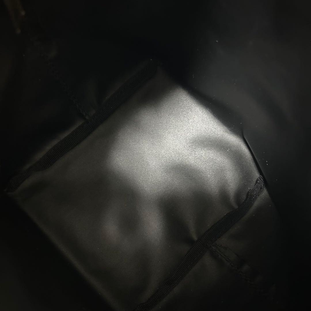 【美品✨舟形/ユニセックス】エルベシャプリエ　ショルダーバッグ　ブラック　人気