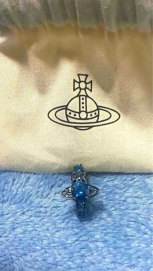 嬉*人様 Vivienne Westwood 片耳ピアス